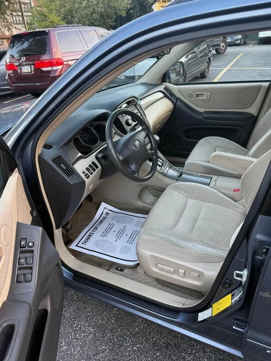 2003 Toyota Highlander - Image 2 of 9