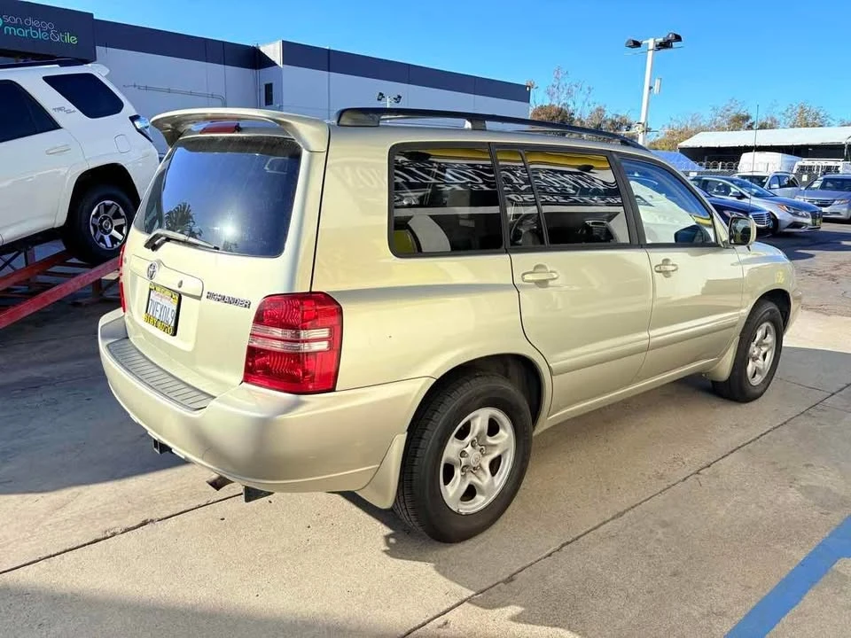2003 Toyota Highlander - Image 6 of 19