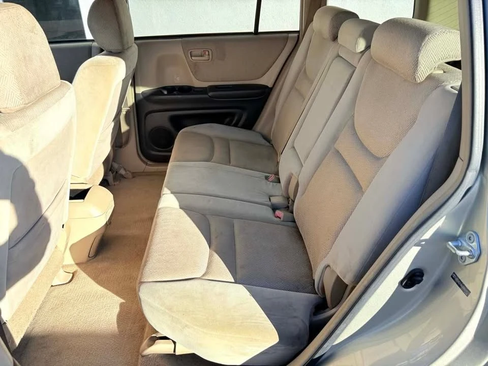 2003 Toyota Highlander - Image 10 of 19