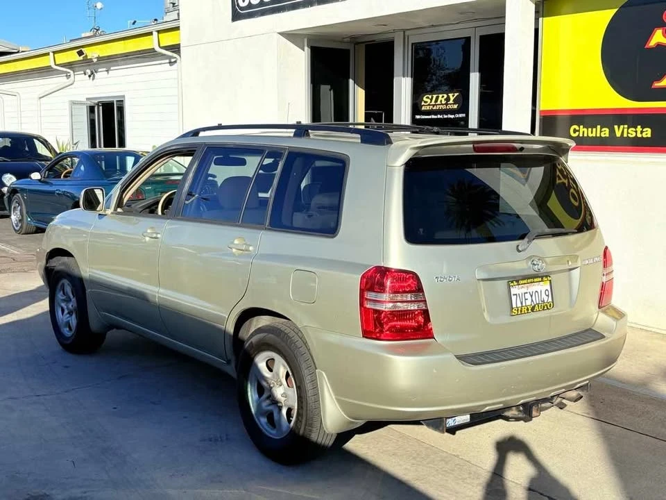 2003 Toyota Highlander - Image 2 of 19
