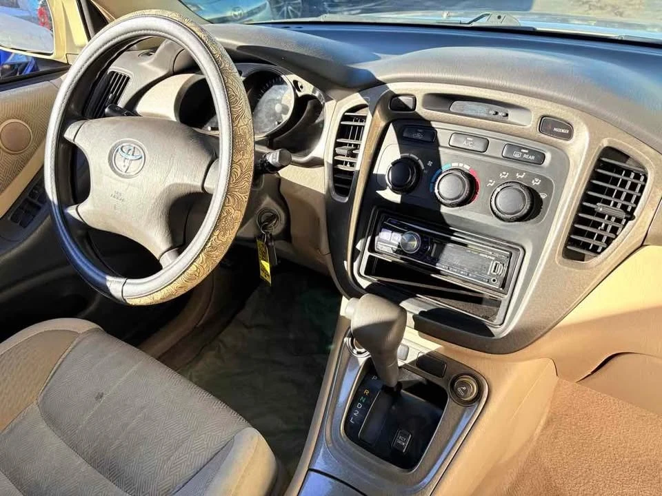 2003 Toyota Highlander - Image 15 of 19