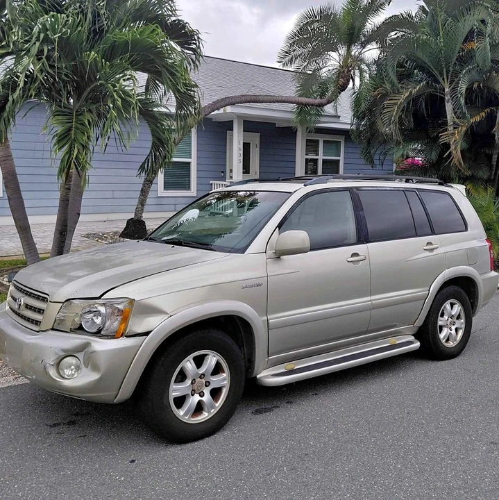 2003 Toyota Highlander - Image 2 of 10