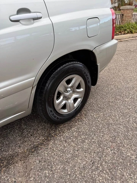 2003 Toyota Highlander - Image 7 of 13