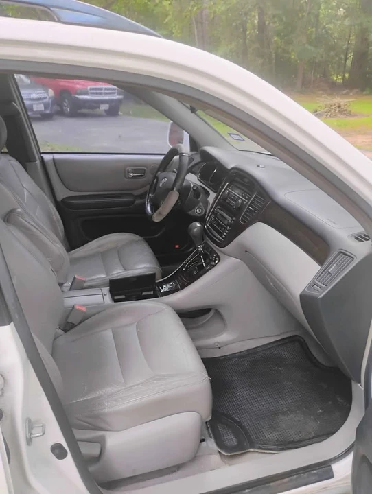 2003 Toyota Highlander - Image 6 of 11