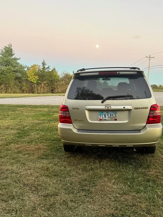 2003 Toyota Highlander - Image 3 of 5