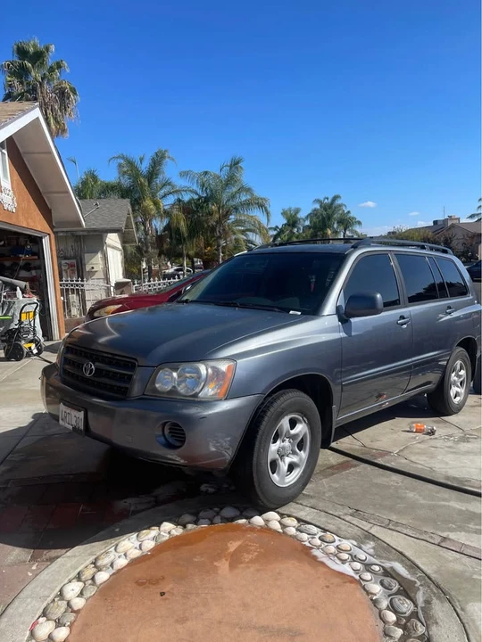 2003 Toyota Highlander - Image 2 of 6
