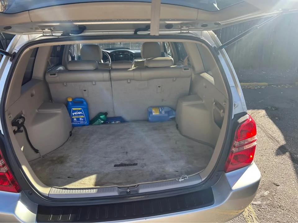 2003 Toyota Highlander - Image 9 of 9