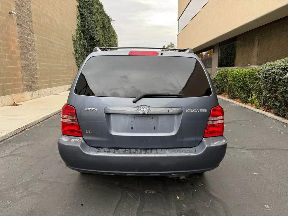 2003 Toyota Highlander - Image 3 of 10