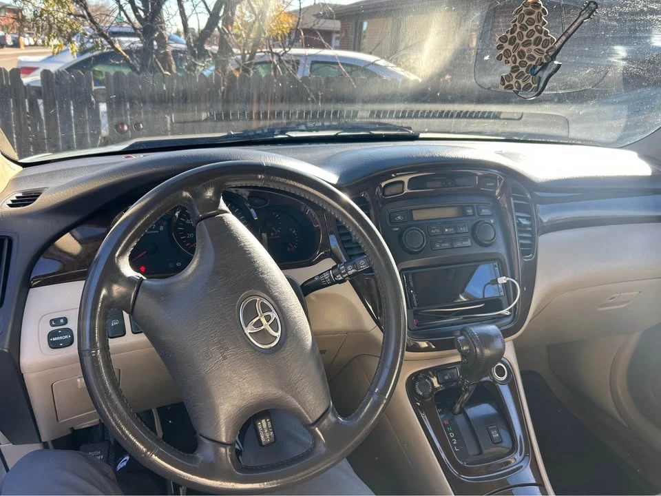 2003 Toyota Highlander - Image 5 of 9
