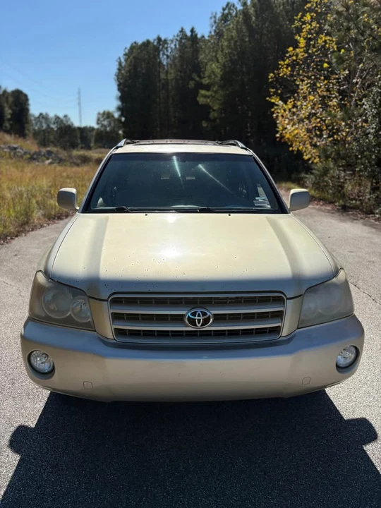 2003 Toyota Highlander - Image 2 of 10