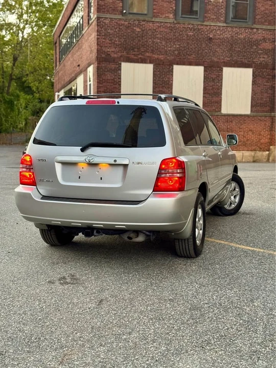 2003 Toyota Highlander - Image 7 of 15