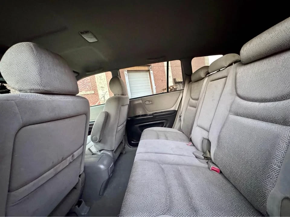 2003 Toyota Highlander - Image 2 of 15