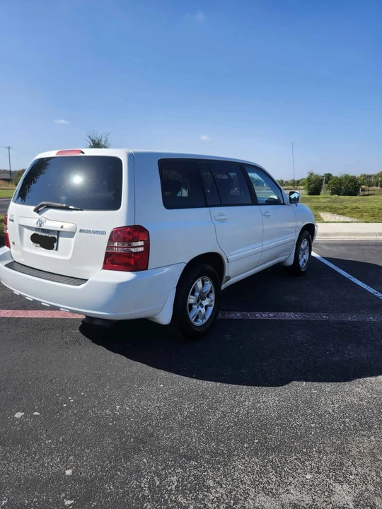 2003 Toyota Highlander - Image 6 of 13