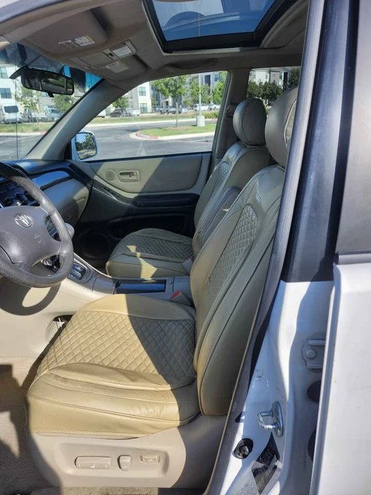 2003 Toyota Highlander - Image 8 of 13