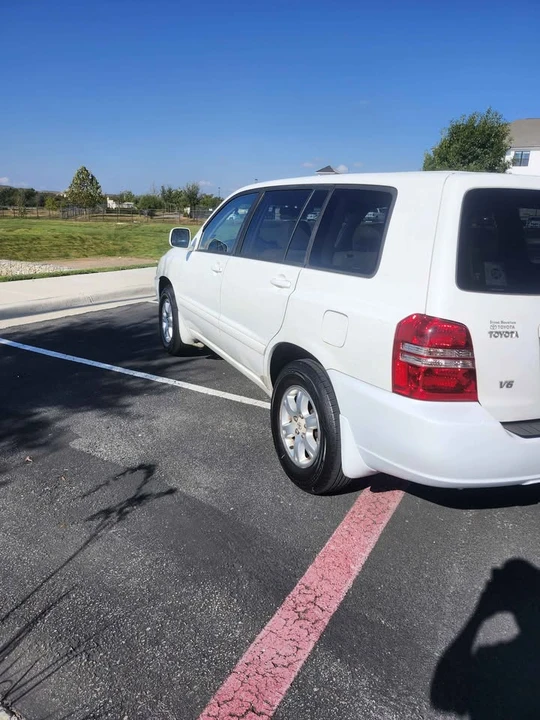 2003 Toyota Highlander - Image 5 of 13