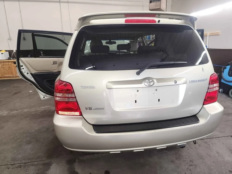 2003 Toyota Highlander - Image 13 of 18