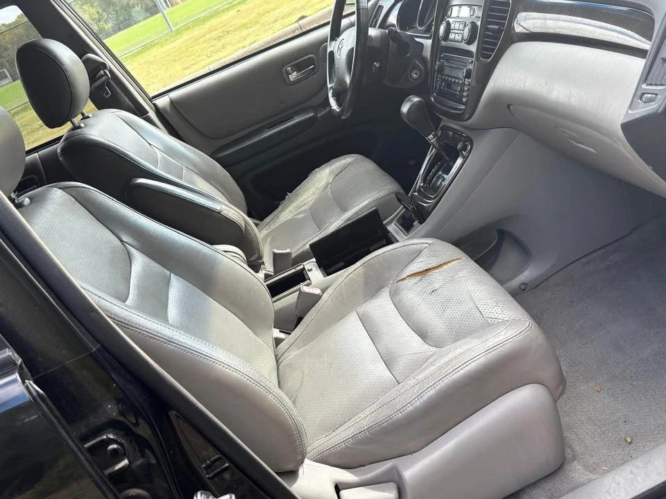 2003 Toyota Highlander - Image 7 of 17