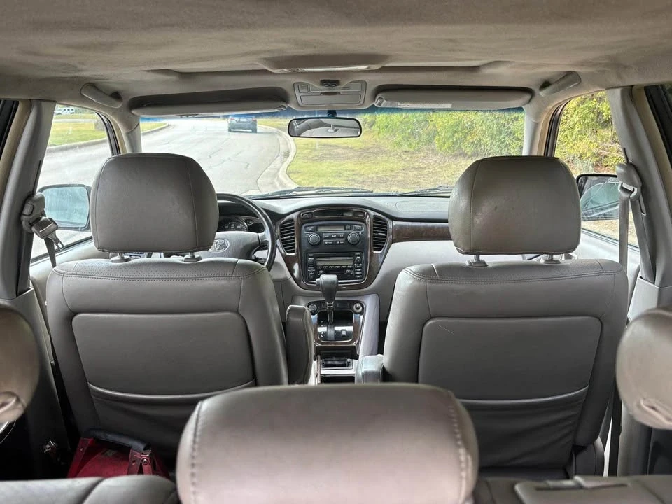 2003 Toyota Highlander - Image 11 of 17
