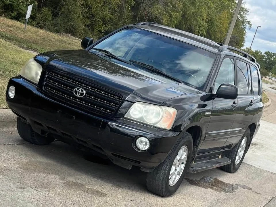 2003 Toyota Highlander - Image 13 of 17