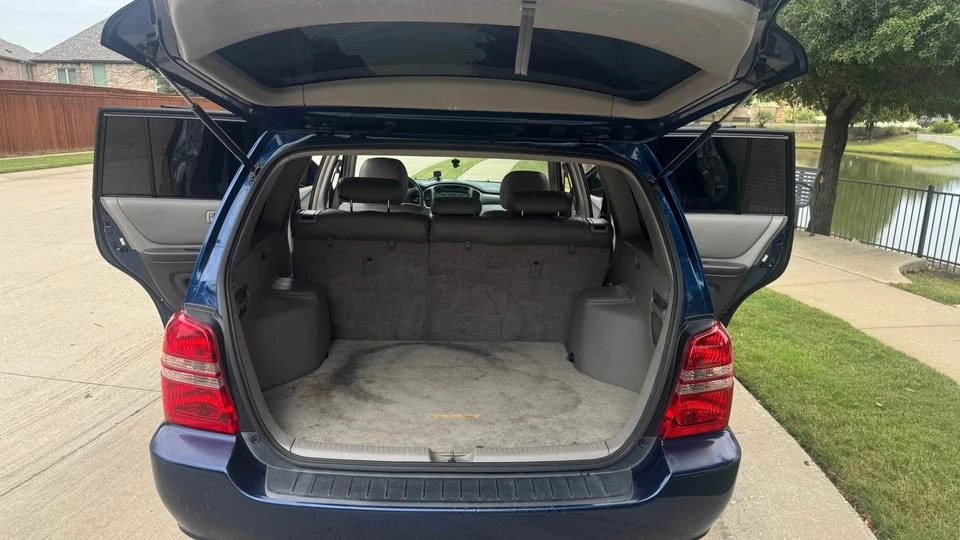 2003 Toyota Highlander - Image 11 of 18