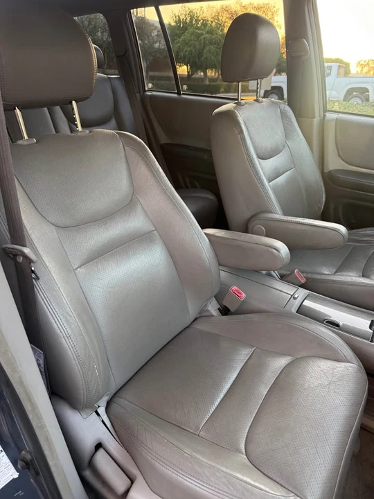 2003 Toyota Highlander - Image 9 of 13