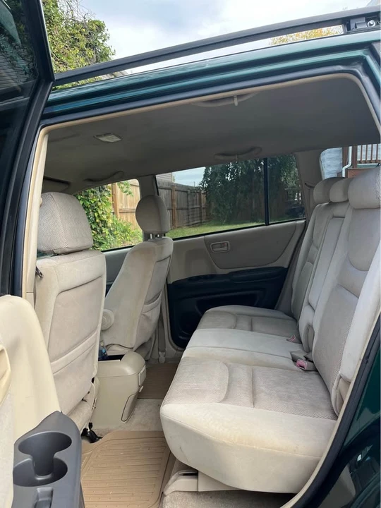 2003 Toyota Highlander - Image 6 of 13