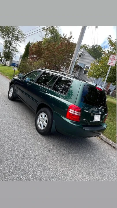 2003 Toyota Highlander - Image 9 of 13