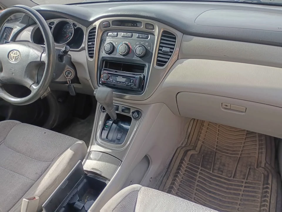 2003 Toyota Highlander - Image 11 of 14