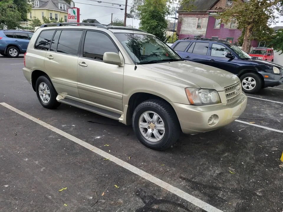2003 Toyota Highlander - Image 6 of 14