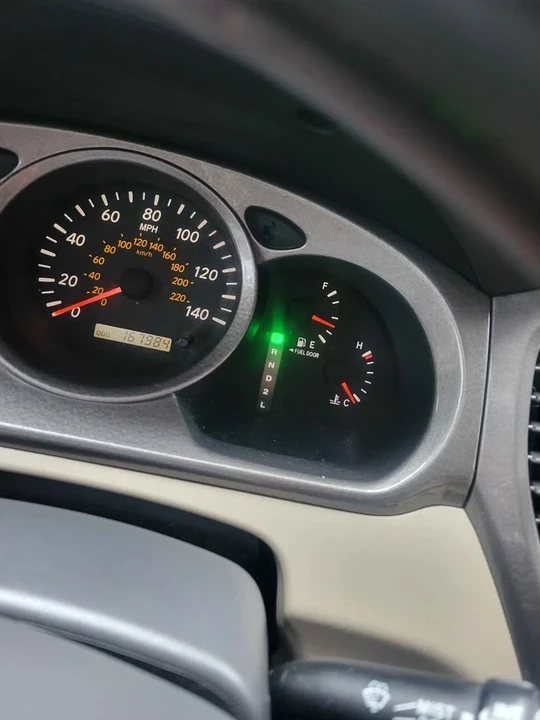 2003 Toyota Highlander - Image 11 of 14