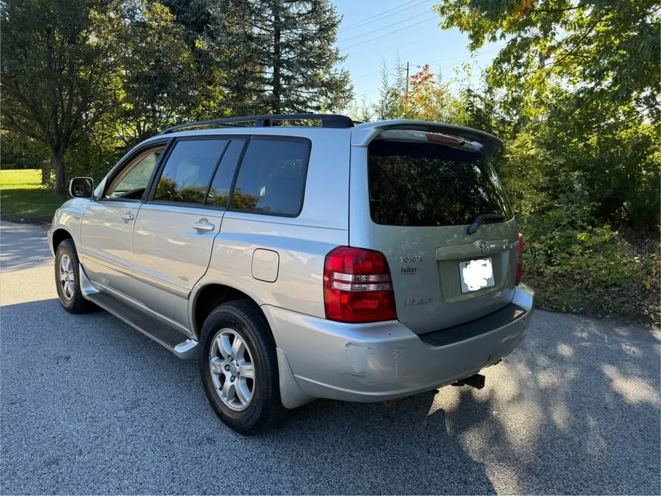 2003 Toyota Highlander - Image 3 of 11