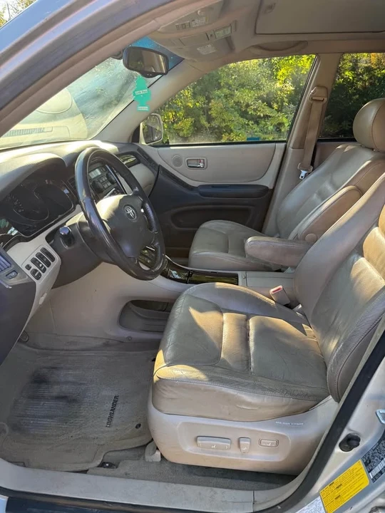 2003 Toyota Highlander - Image 6 of 11