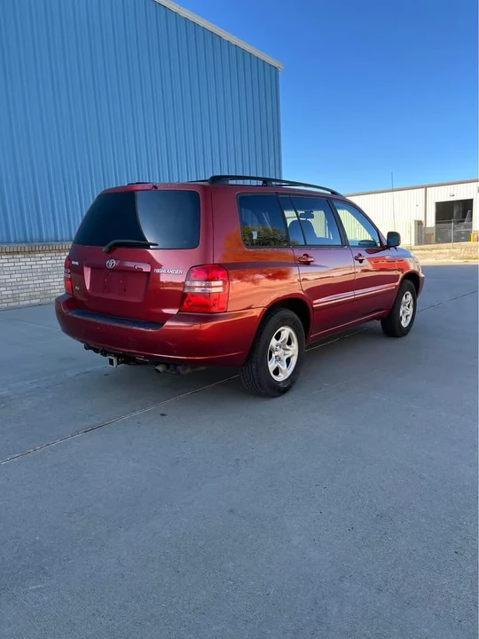 2003 Toyota Highlander - Image 2 of 16