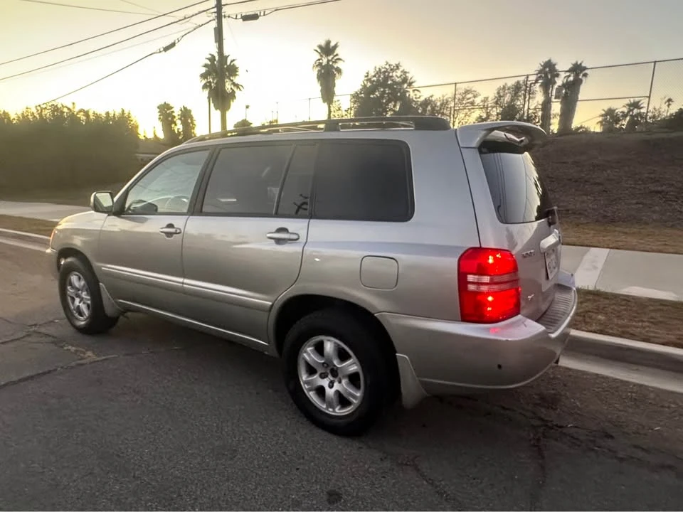 2003 Toyota Highlander - Image 6 of 9