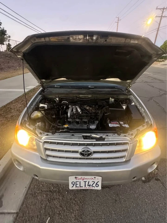 2003 Toyota Highlander - Image 2 of 9