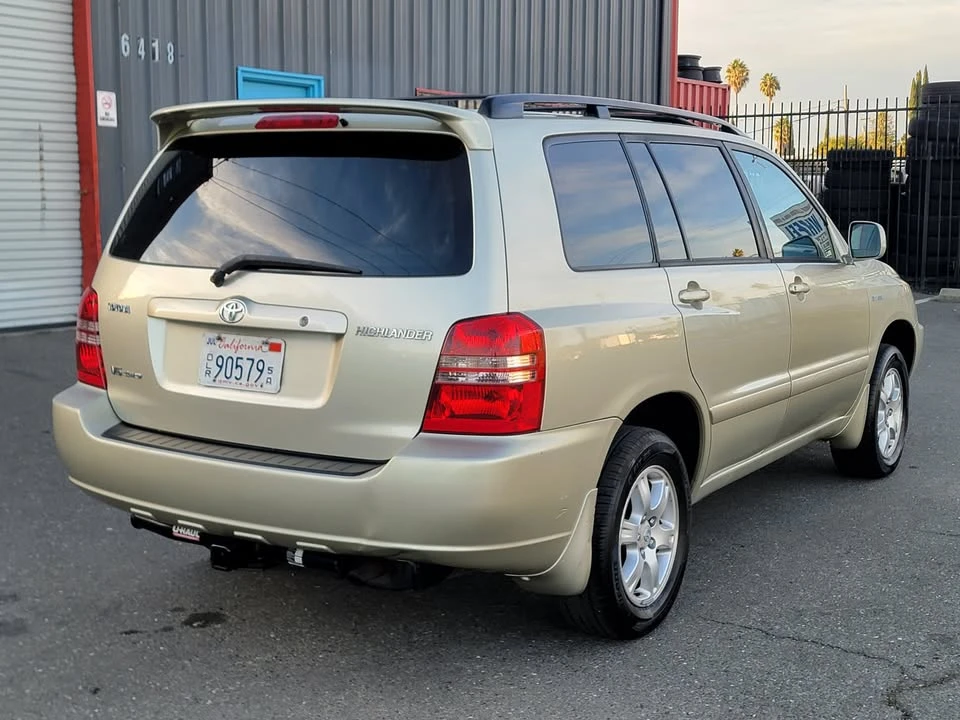 2003 Toyota Highlander - Image 5 of 17