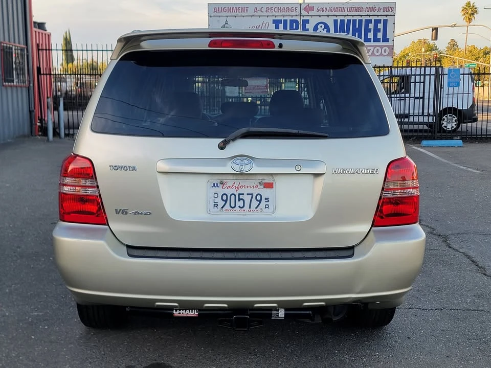 2003 Toyota Highlander - Image 4 of 17