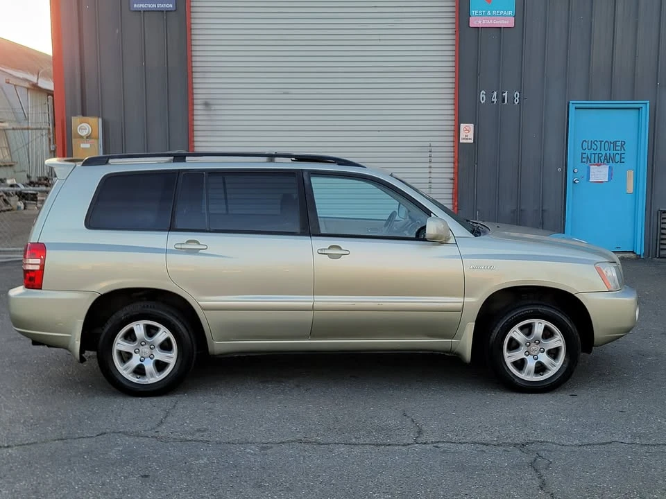 2003 Toyota Highlander - Image 6 of 17