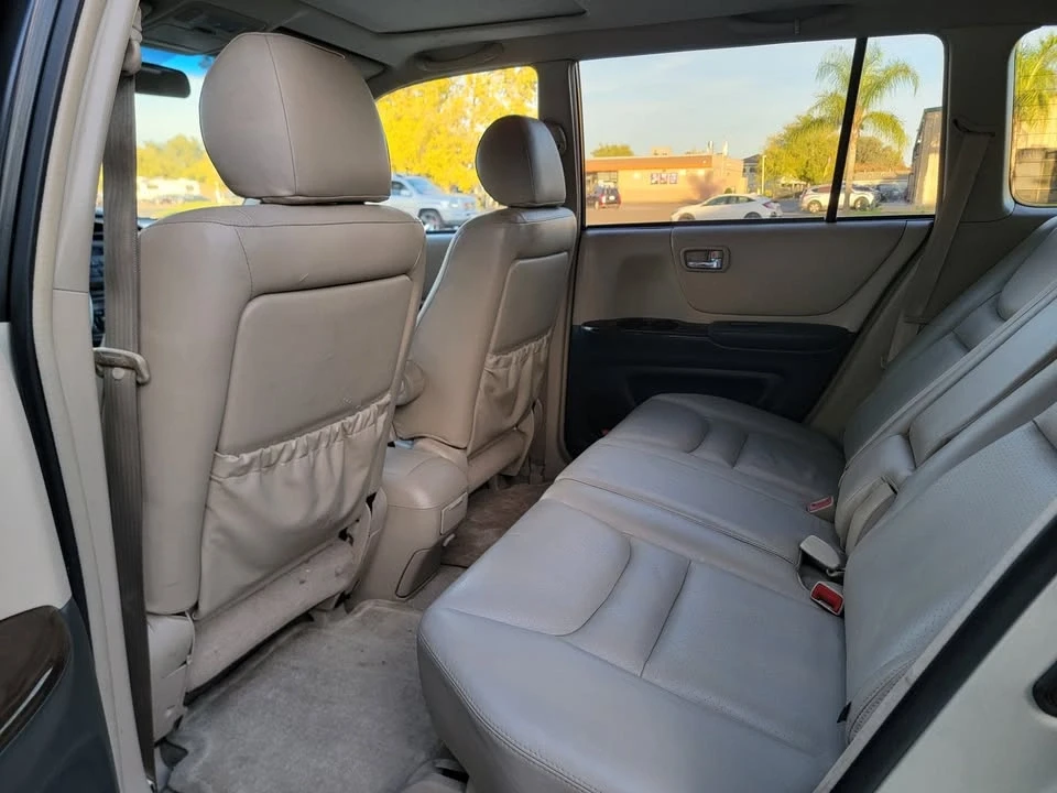 2003 Toyota Highlander - Image 13 of 17