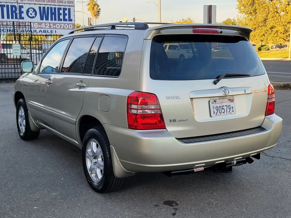2003 Toyota Highlander - Image 3 of 17