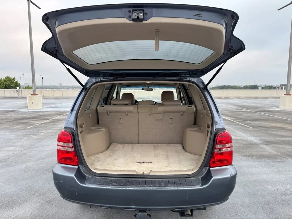 2003 Toyota Highlander - Image 11 of 15