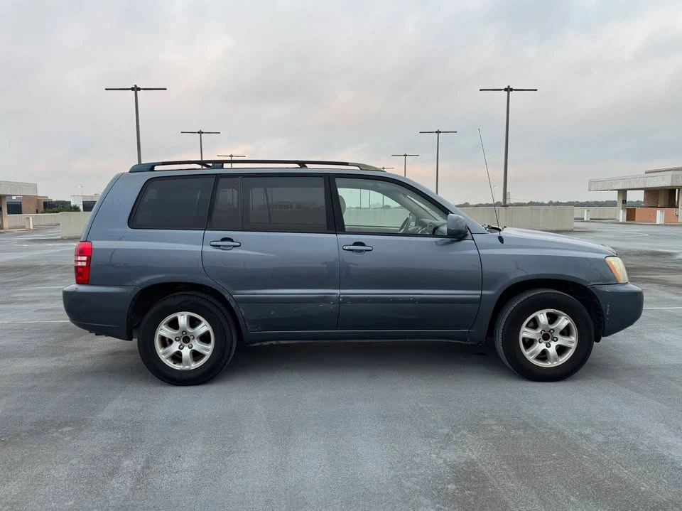 2003 Toyota Highlander - Image 5 of 15
