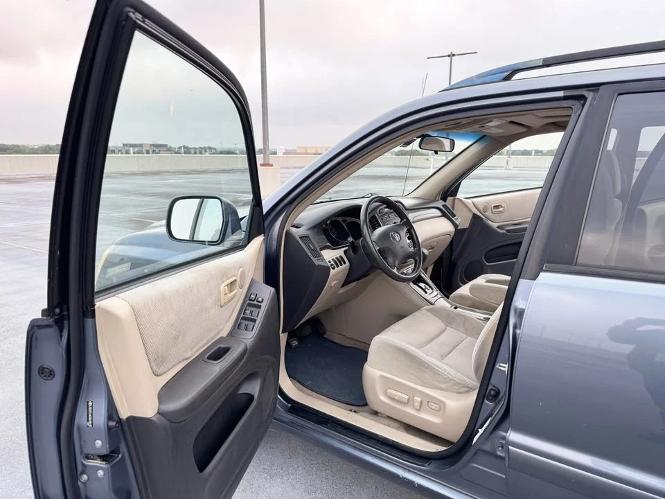 2003 Toyota Highlander - Image 7 of 15