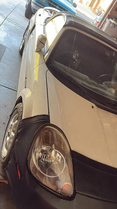 2003 Toyota MR2 Spyder/MR-S - Image 2 of 19