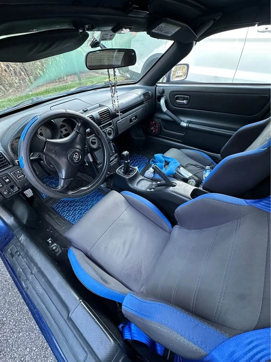 2002 Toyota MR2 Spyder/MR-S - Image 6 of 13
