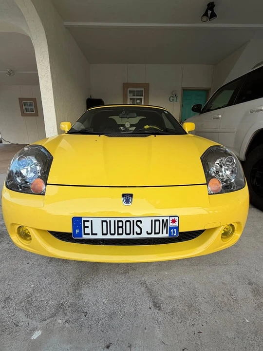2003 Toyota MR2 Spyder/MR-S - Image 8 of 11