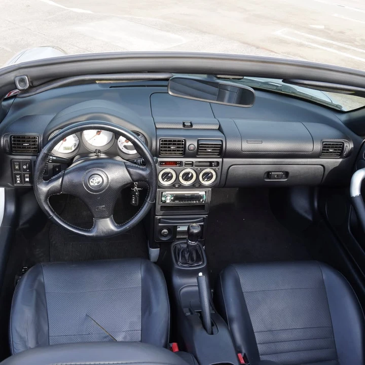 2003 Toyota MR2 Spyder/MR-S - Image 13 of 20