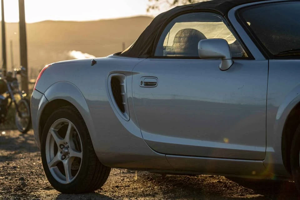 2003 Toyota MR2 Spyder/MR-S - Image 4 of 15