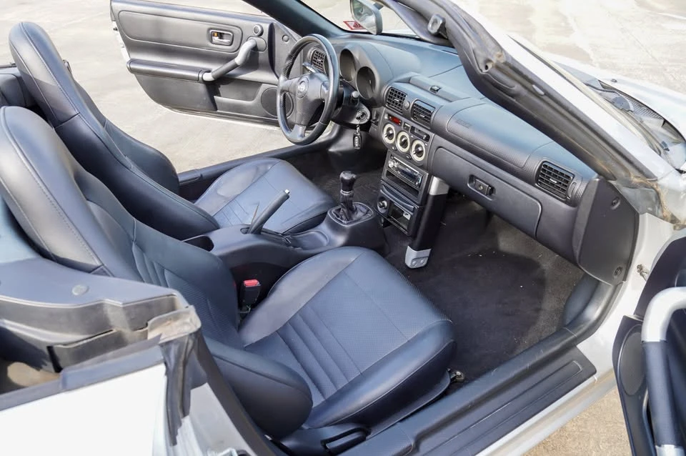 2003 Toyota MR2 Spyder/MR-S - Image 14 of 20