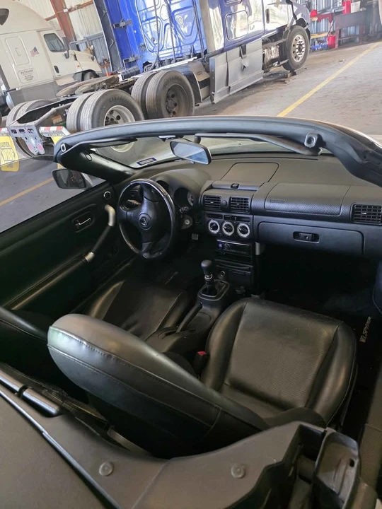2003 Toyota MR2 Spyder/MR-S - Image 3 of 13